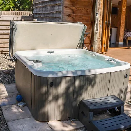 Prázdninový dům The Chard, Netherby, A Micro In A Rural Setting With A Hot Tub Longtown (Cumbria)